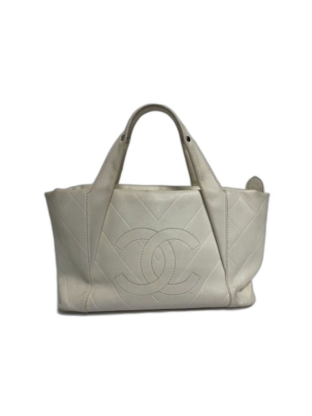 Chanel Handbag Chez Blanc